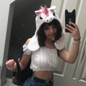 Meet your Posher, Maria